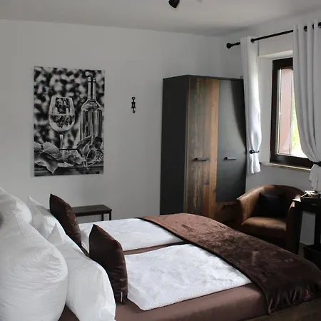 Bachmeier's Traube Pensjonat 3*