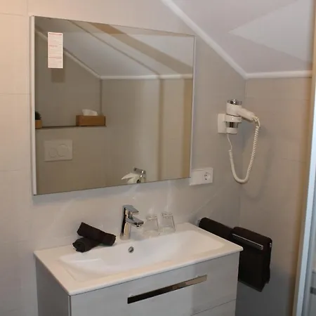 ゲストハウス Bachmeier's Traube