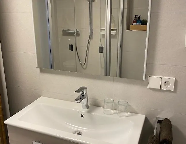 Bachmeier's Traube 게스트하우스 니데르펠